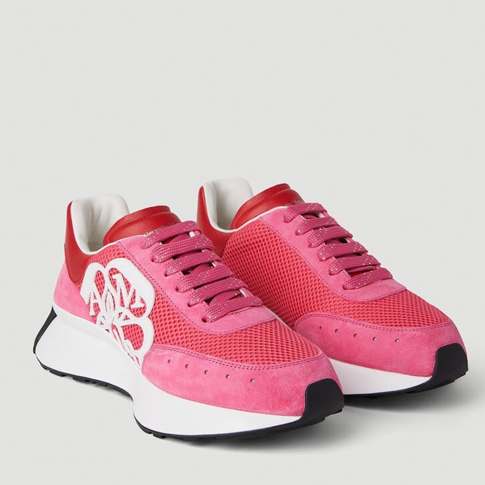 NWOT Alexander McQueen Spirit Running Sneakers 👟♥️💗
